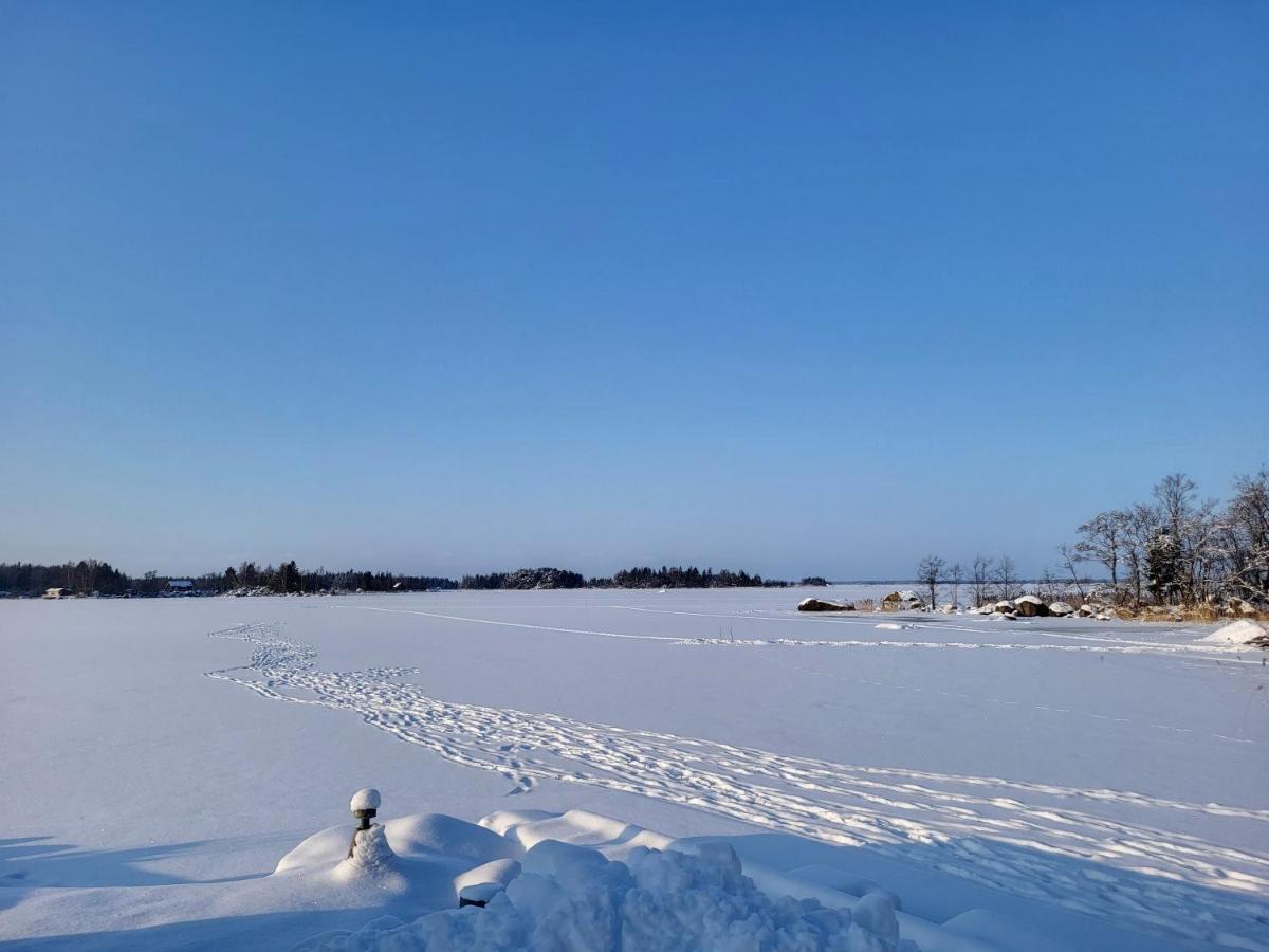 3 Bedroom Cottage With Sauna By The Sea Vaasa Extérieur photo