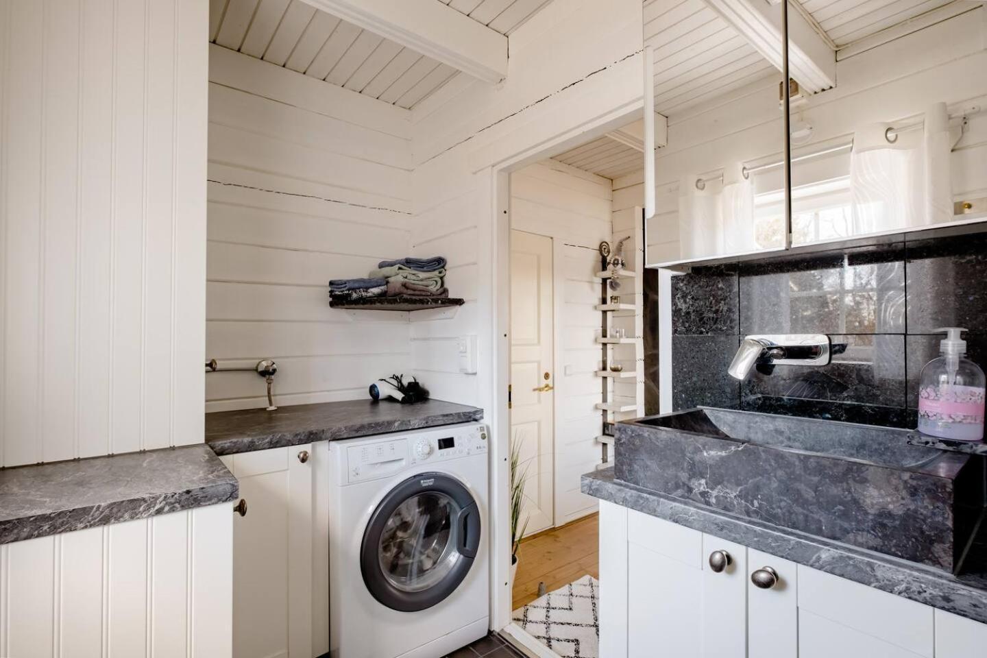 3 Bedroom Cottage With Sauna By The Sea Vaasa Extérieur photo